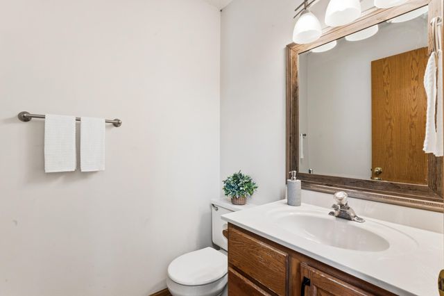 2227 Viola Heights Drive NE, Rochester, MN 55906