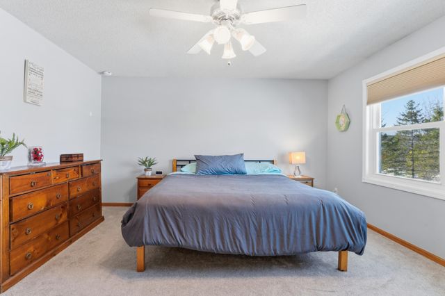 2227 Viola Heights Drive NE, Rochester, MN 55906