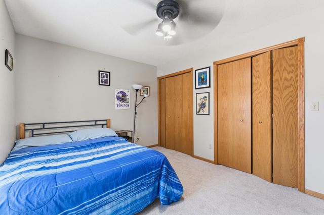 2227 Viola Heights Drive NE, Rochester, MN 55906