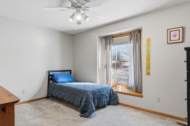 2227 Viola Heights Drive NE, Rochester, MN 55906