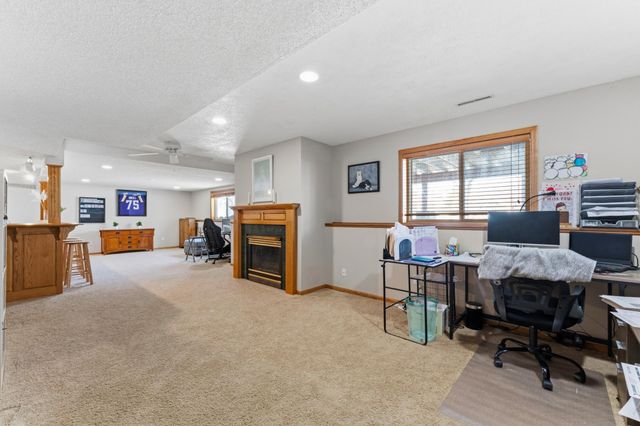 2227 Viola Heights Drive NE, Rochester, MN 55906