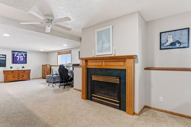 2227 Viola Heights Drive NE, Rochester, MN 55906