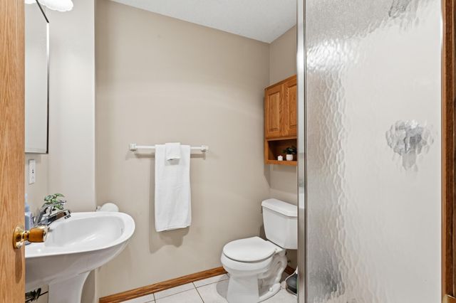 2227 Viola Heights Drive NE, Rochester, MN 55906