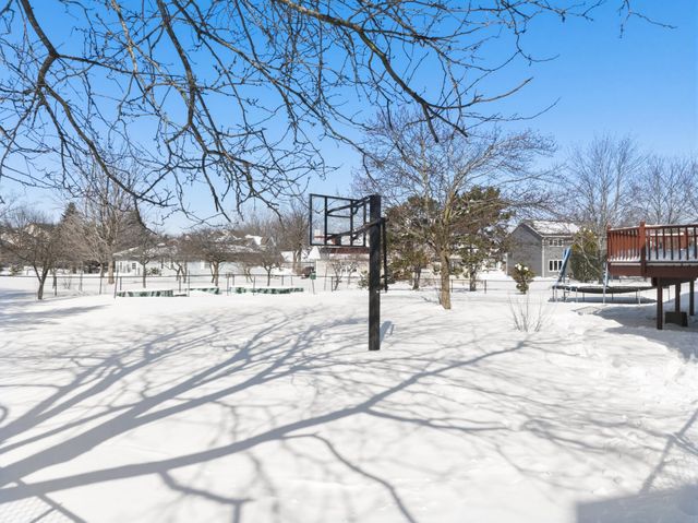 2227 Viola Heights Drive NE, Rochester, MN 55906