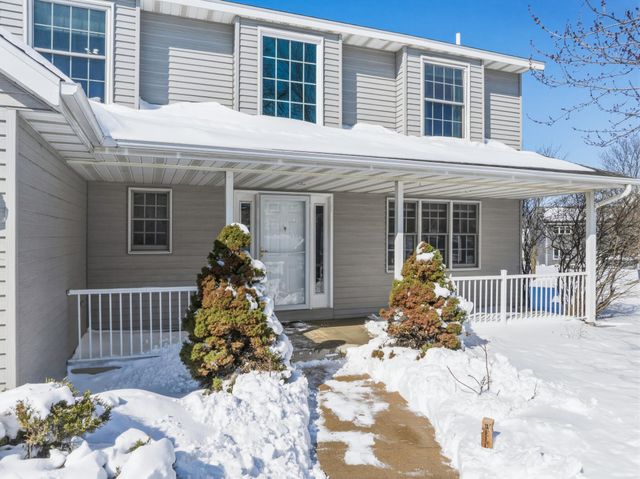 2227 Viola Heights Drive NE, Rochester, MN 55906