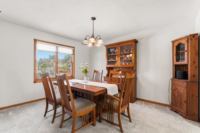 2227 Viola Heights Drive NE, Rochester, MN 55906