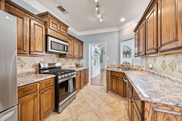 7900 Mustang Court, Fort Worth, TX 76137