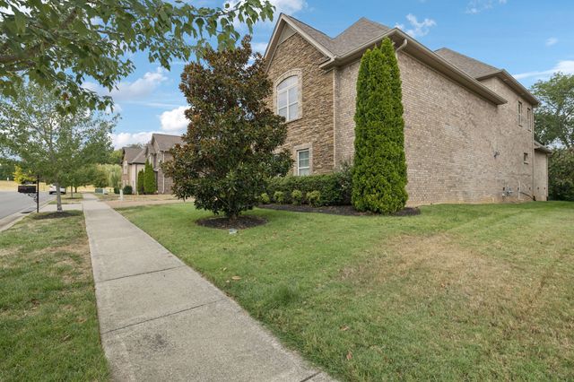 1604 Eden Rose Pl, Nolensville, TN 37135