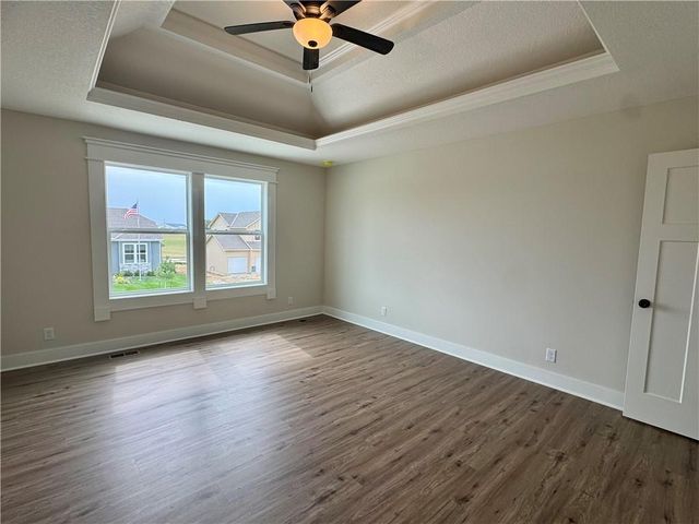 15611 Sheridan Court, Basehor, KS 66007