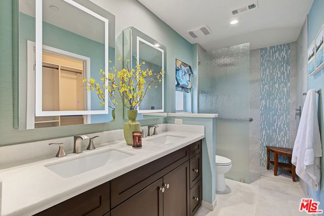 522 S Harbor Boulevard, Santa Ana, CA 92704