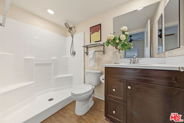 522 S Harbor Boulevard, Santa Ana, CA 92704