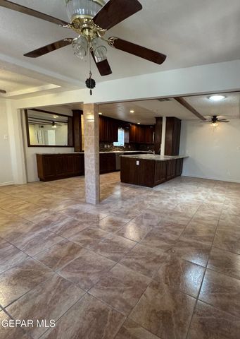2929 DOUG FORD Drive, El Paso, TX 79935