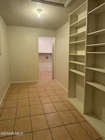 2929 DOUG FORD Drive, El Paso, TX 79935