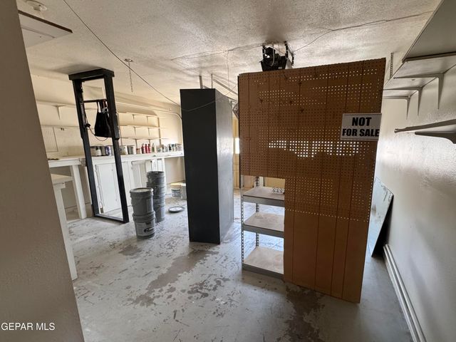 2929 DOUG FORD Drive, El Paso, TX 79935