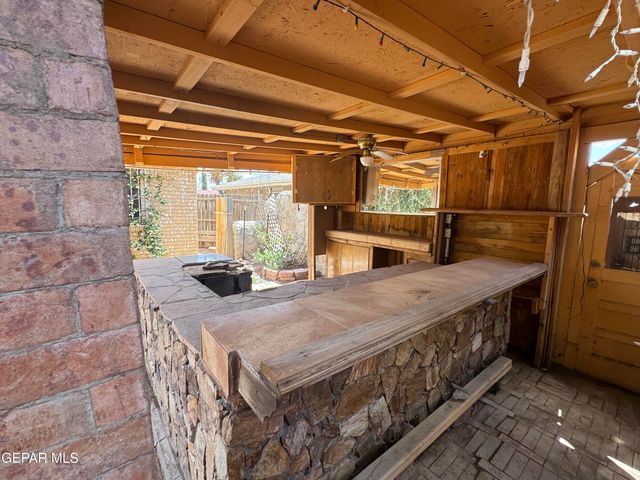 2929 DOUG FORD Drive, El Paso, TX 79935