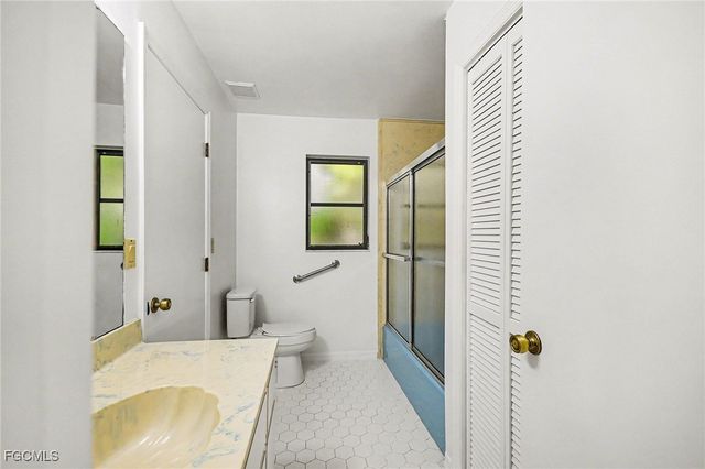 1318 San Mateo DR, Punta Gorda, FL 33950