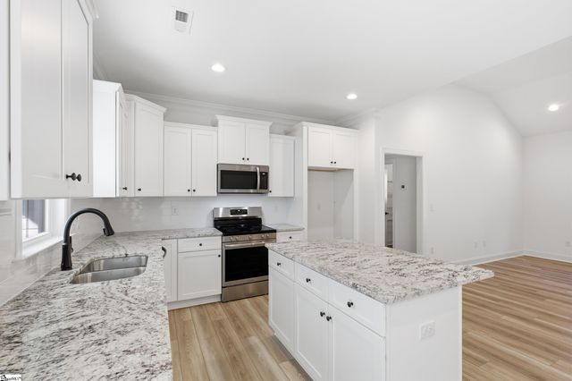 201 Tubbs Mountain Road, Travelers Rest, SC 29690