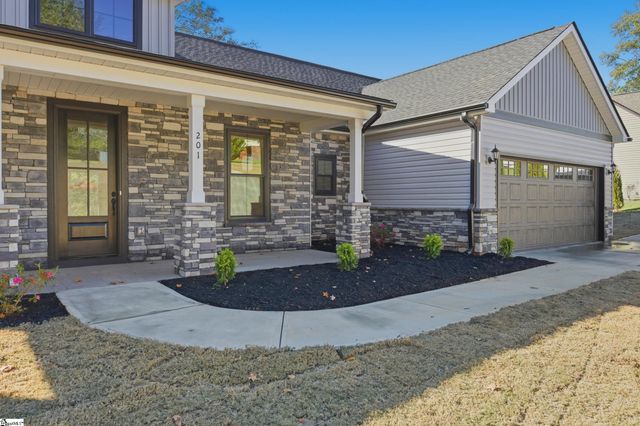 201 Tubbs Mountain Road, Travelers Rest, SC 29690