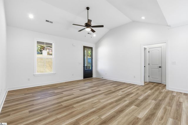201 Tubbs Mountain Road, Travelers Rest, SC 29690