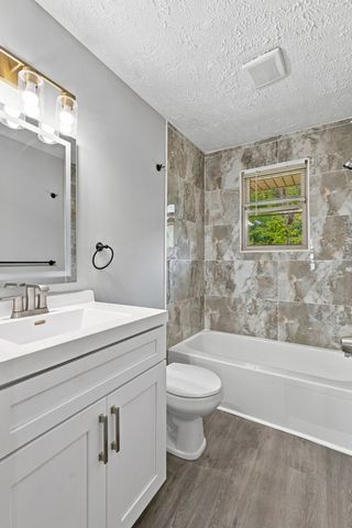 613 Maclaurin Ct, Nashville, TN 37207