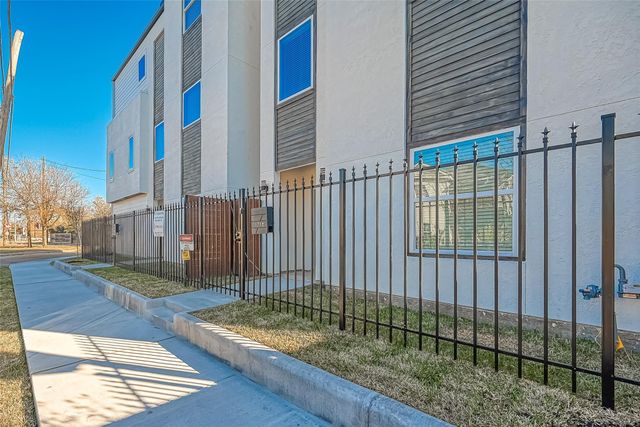 1718 Hardy Street, Houston, TX 77026