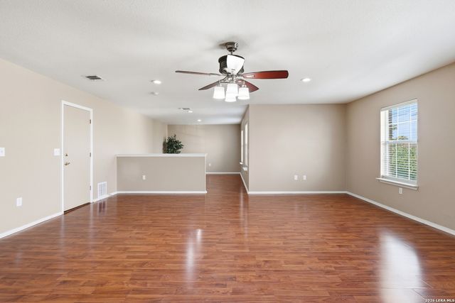 7811 Copper Hollow, Converse, TX 78109