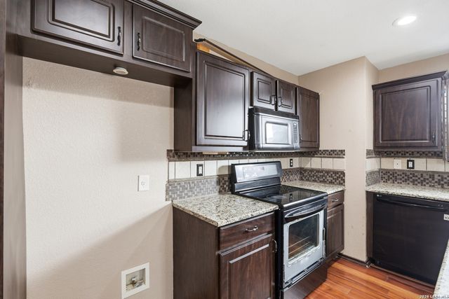 7811 Copper Hollow, Converse, TX 78109