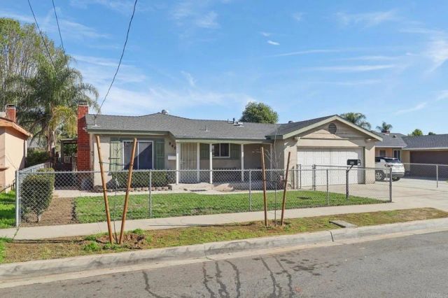 940 Daisy Street, Escondido, CA 92027