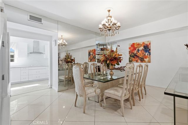 5205 White Oak Avenue 3, Encino, CA 91316