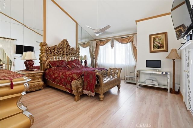 5205 White Oak Avenue 3, Encino, CA 91316