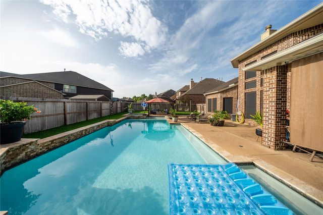 4318 Long Climb Canyon, Humble, TX 77396