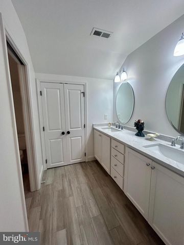 442 WATERFORDS EDGE CT, Atco, NJ 08004