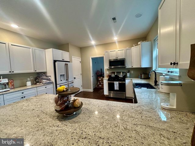 442 WATERFORDS EDGE CT, Atco, NJ 08004