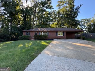 109 Dogwood Drive, Lagrange, GA 30241