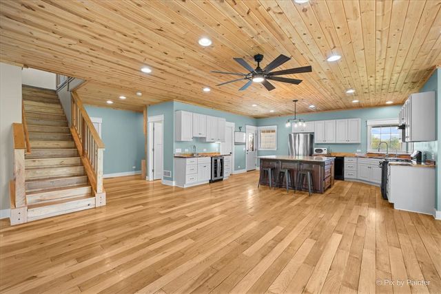16614 Harmony Road, Huntley, IL 60142