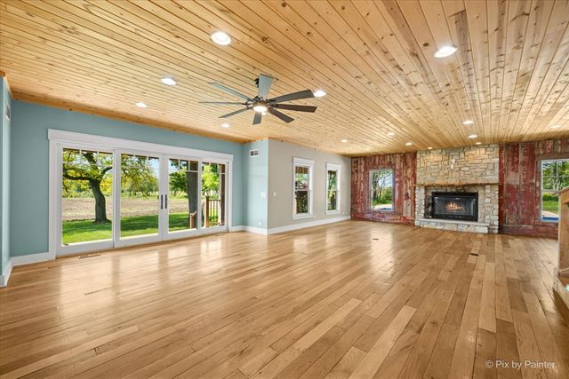 16614 Harmony Road, Huntley, IL 60142