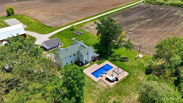 16614 Harmony Road, Huntley, IL 60142