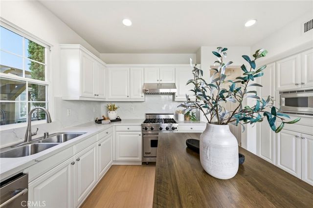 59 Bower Tree, Irvine, CA 92603