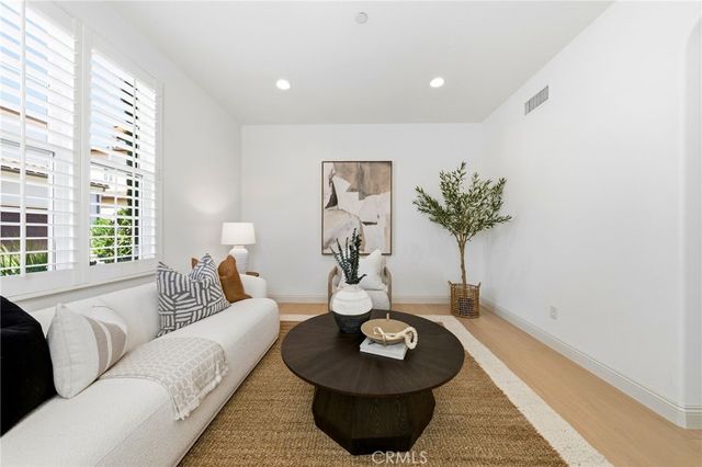 59 Bower Tree, Irvine, CA 92603