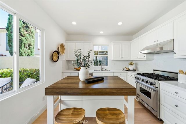 59 Bower Tree, Irvine, CA 92603