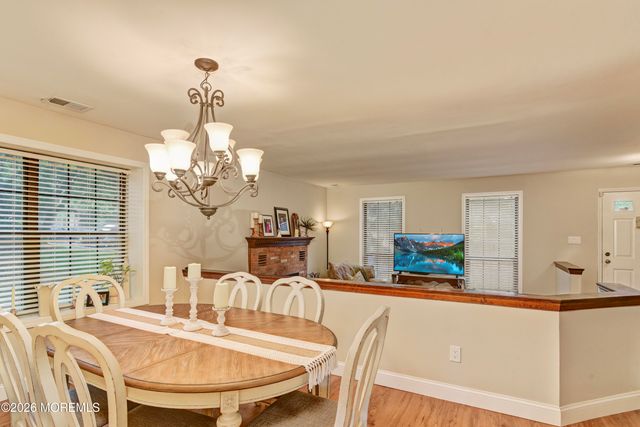 76 Bradford Court, Aberdeen, NJ 07747