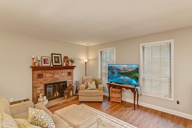 76 Bradford Court, Aberdeen, NJ 07747