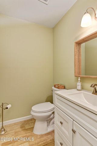 76 Bradford Court, Aberdeen, NJ 07747