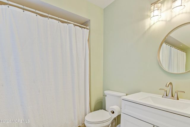 76 Bradford Court, Aberdeen, NJ 07747