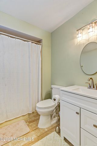 76 Bradford Court, Aberdeen, NJ 07747