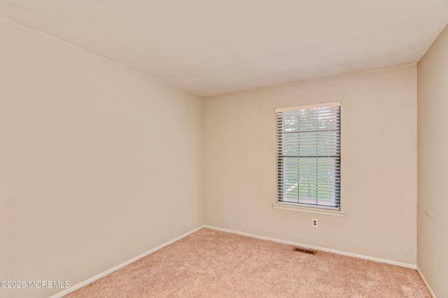 76 Bradford Court, Aberdeen, NJ 07747