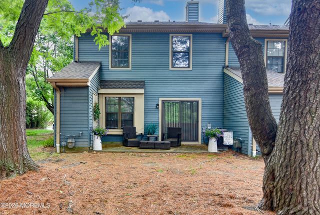 76 Bradford Court, Aberdeen, NJ 07747