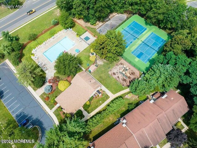 76 Bradford Court, Aberdeen, NJ 07747