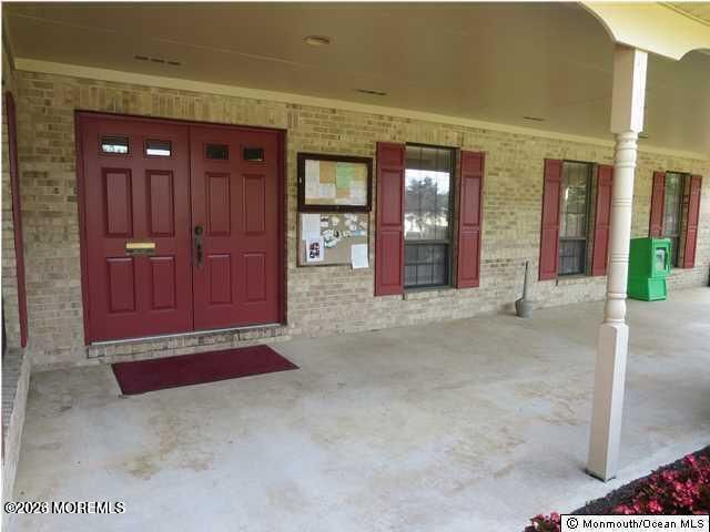 76 Bradford Court, Aberdeen, NJ 07747