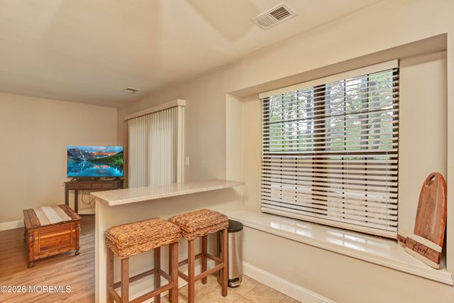 76 Bradford Court, Aberdeen, NJ 07747